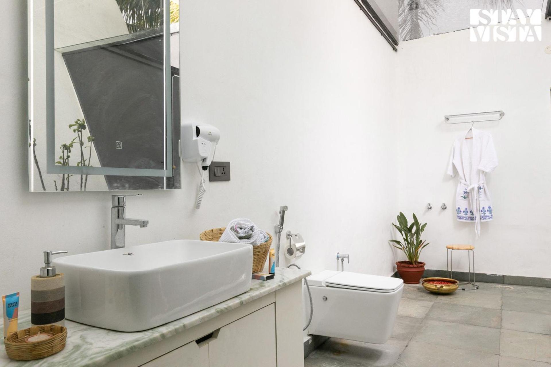 Stayvista At Shwaas Mysore With Private Pool エクステリア 写真