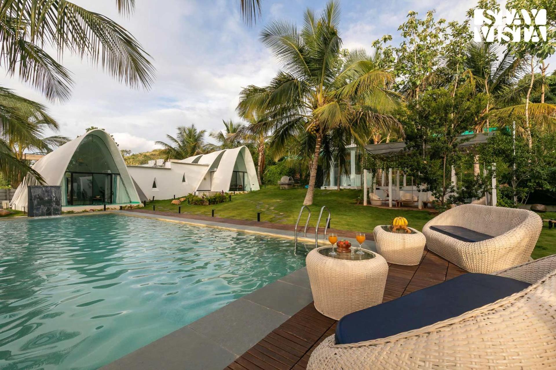 Stayvista At Shwaas Mysore With Private Pool エクステリア 写真